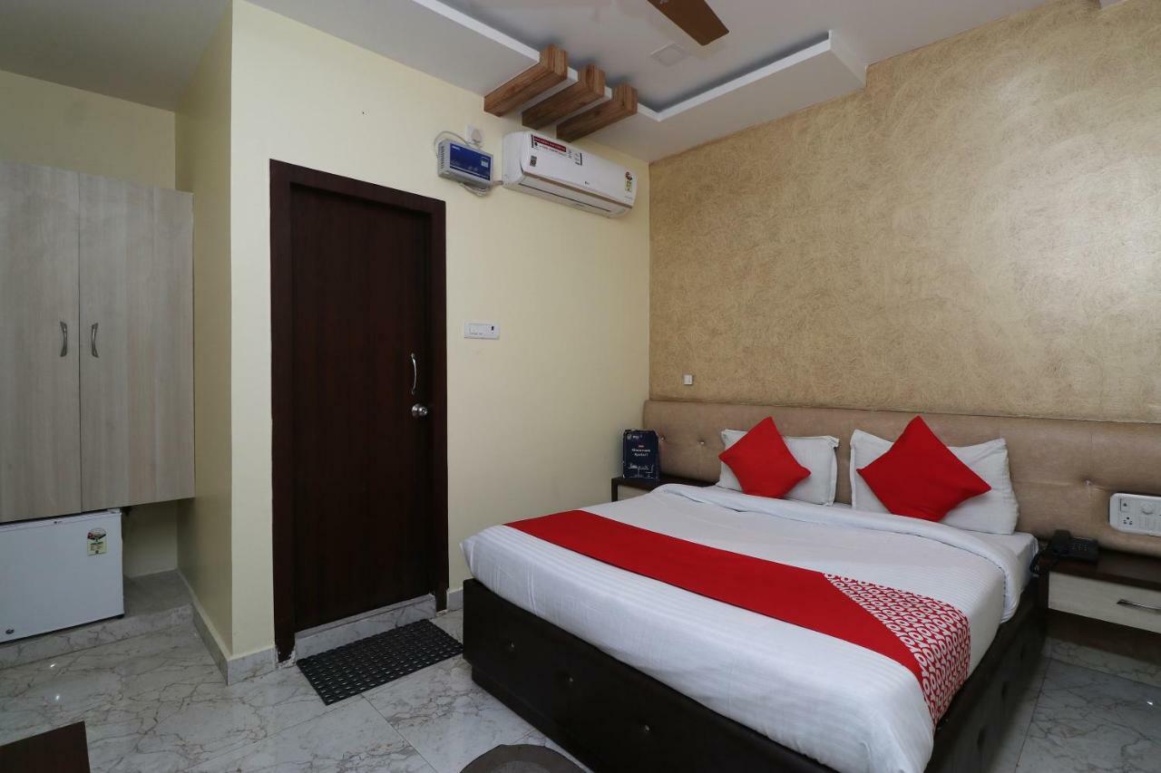 Oyo 27750 Bhagwati Residency Mirzāpur Exterior photo